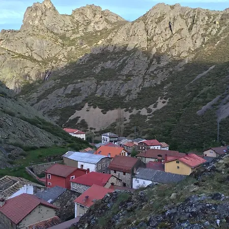 El Invernal De Picos 컨트리하우스 Portilla de la Reina