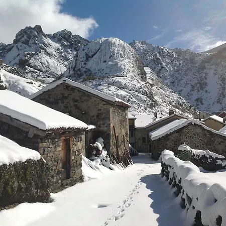 Landhuis El Invernal De Picos *