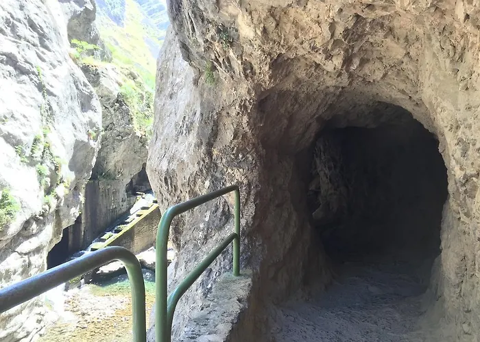 カントリーハウス El Invernal De Picos *